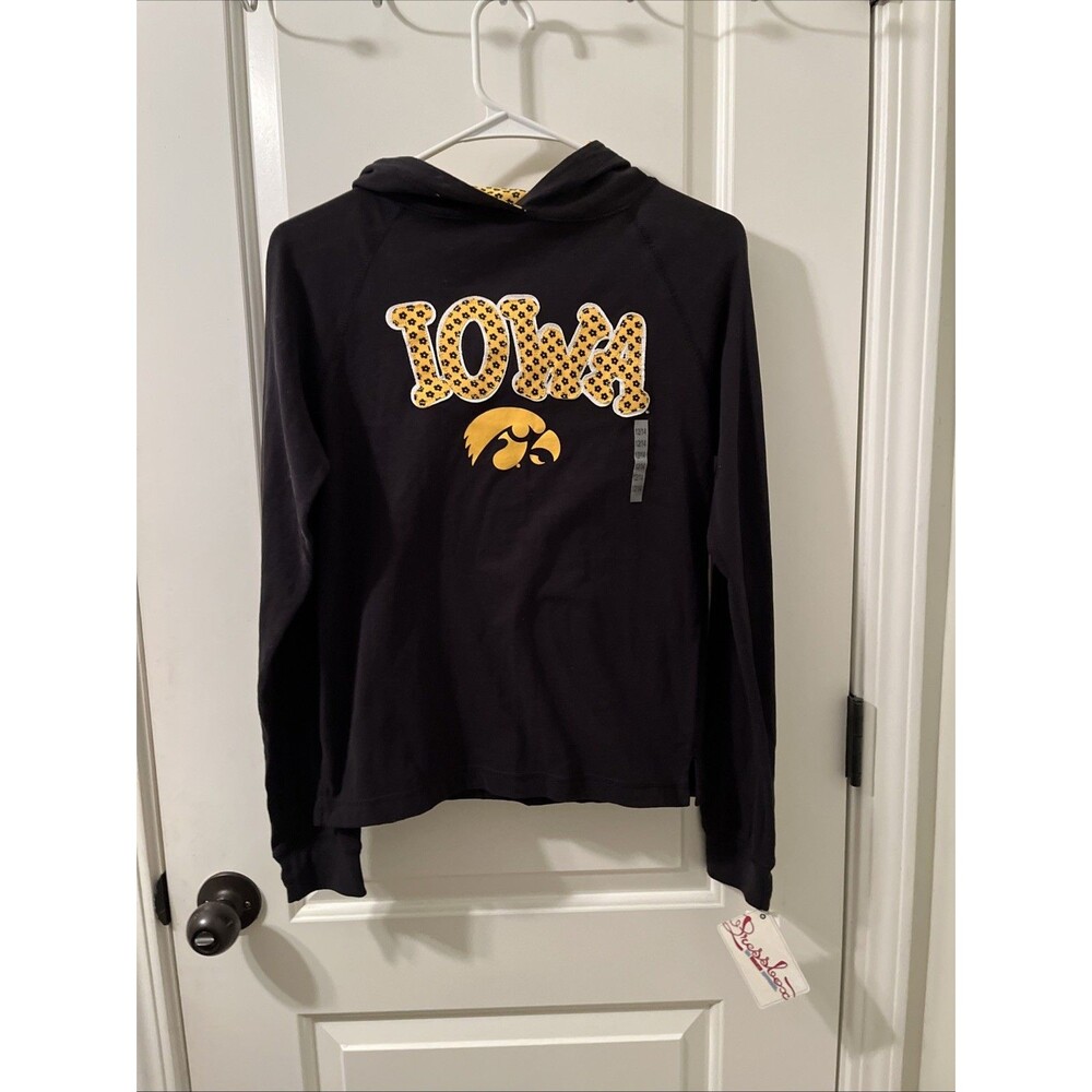Iowa Hawkeyes Kids Unisex Long Sleeve Hoodie T-Shirt Size 12/14 Multi-Color
